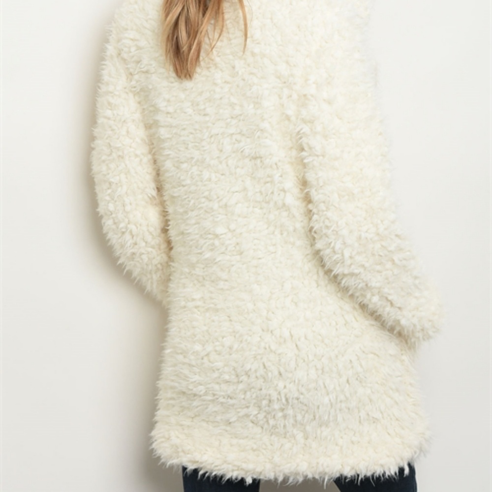 shaggy faux fur coat - Picture 2 of 6
